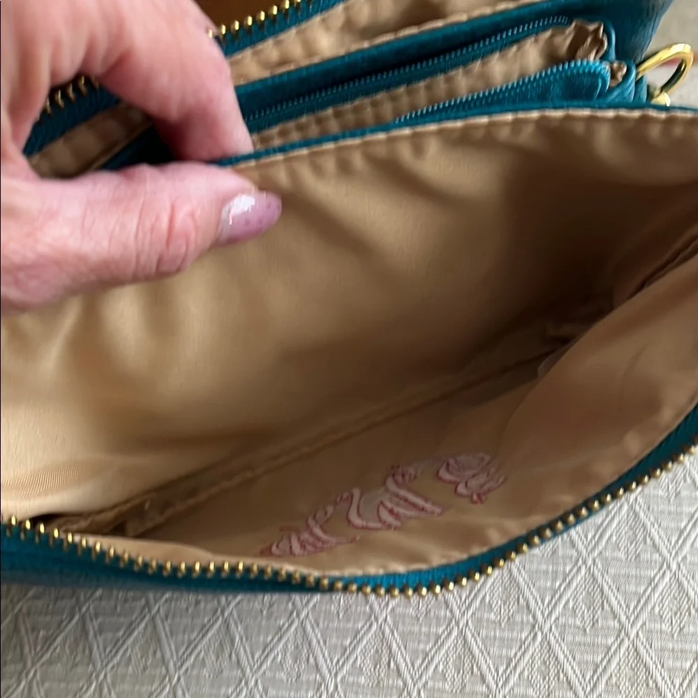Blue Wristlet Clutch/Crossbody Bag NWOT - Picture 9 of 16